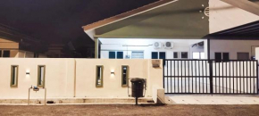 Ceq Atiah Homestay